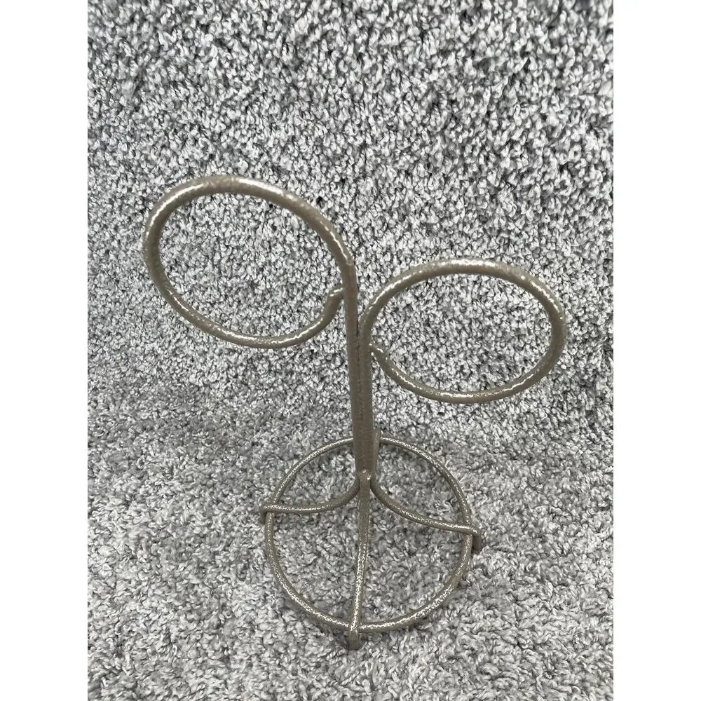 2 Ring Free Standing Coated Wrought Iron Towel Rack Preowned Home Decor